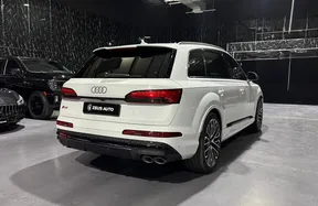 Audi SQ7 2024