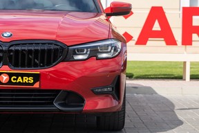 BMW 3 Series 330 2019