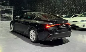 Lexus IS 300 2023