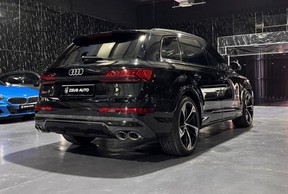 Audi SQ7 2022