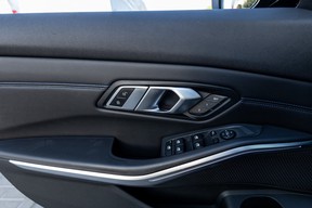 BMW 3 Series 330 2021