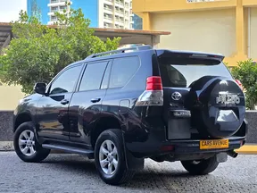 Toyota Land Cruiser Prado 2013