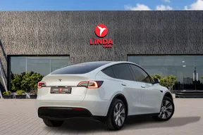 Tesla Model Y Long Range 2024