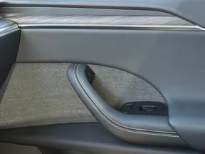 Tesla Model X 2023