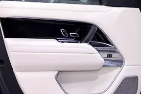 Land Rover Range Rover 2026