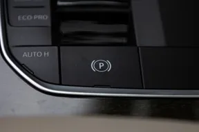 BMW 3 Series 330 2019