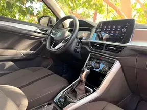 Volkswagen T-Roc 2023