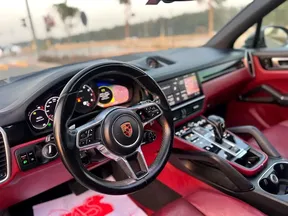 Porsche Cayenne Turbo 2019