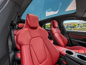 Porsche Taycan 4S 2024
