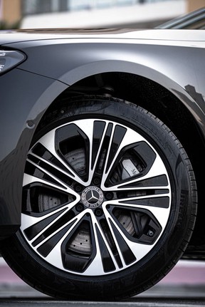 Mercedes-Benz E-Class 2024