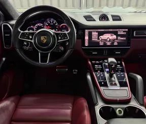 Porsche Cayenne GTS Coupé 2021