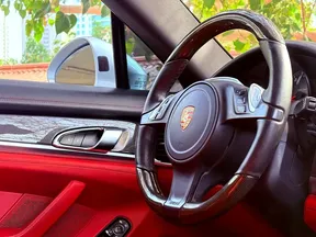 Porsche Panamera 4S 2014