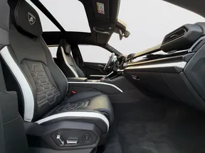 Lamborghini Urus 2025