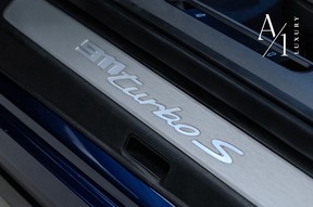 Porsche 911 Turbo S 2022