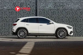 Mercedes-Benz GLA 200 2021