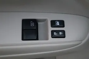 Nissan Sunny 2023