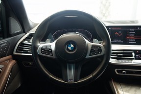 BMW X7 40i 2020