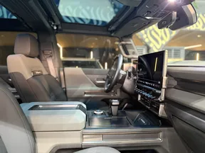 GMC Hummer EV 2024