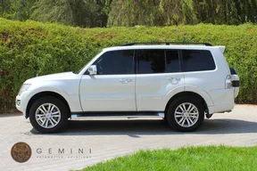Mitsubishi Pajero / Shogun / Montero 2020