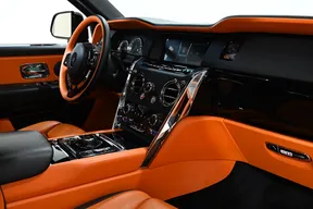 Rolls-Royce Cullinan Black Badge 2021