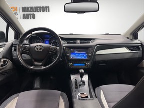 Toyota Avensis 2016