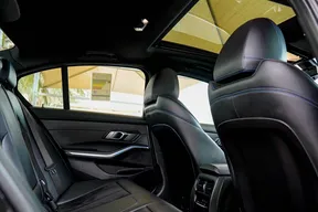 BMW 3 Series 320 2021