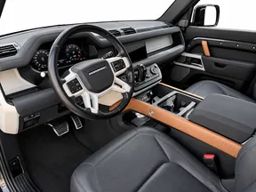 Land Rover Defender 90 2023