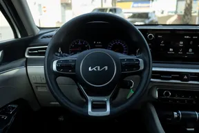 Kia K5 2023