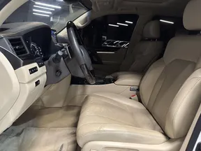 Lexus LX 570 2020