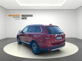 Mitsubishi Outlander / Airtek 2017