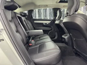 Volvo S90 2022