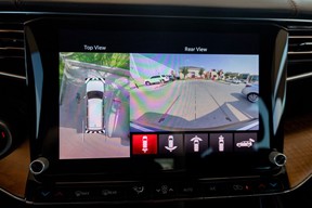 Jeep Grand Wagoneer 2023