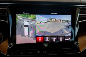 Jeep Grand Wagoneer 2023