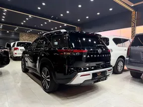 Nissan Pathfinder 2024