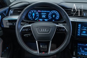 Audi e-tron S 2024