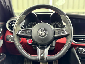 Alfa Romeo Giulia Quadrifoglio 2022