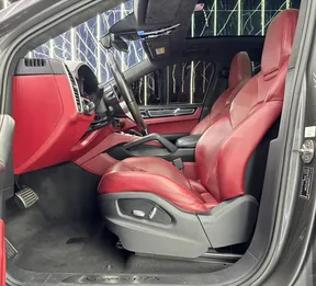 Porsche Cayenne GTS 2021