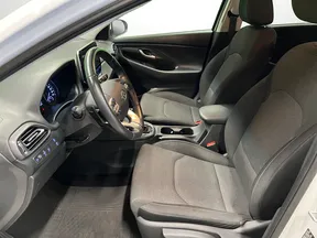 Hyundai i30 2021