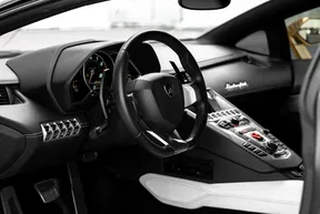 Lamborghini Aventador 2015