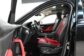 Jaguar F-Pace 2019