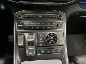 Hyundai Santa Fe 2023
