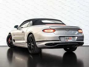 Bentley Continental GTC 2023