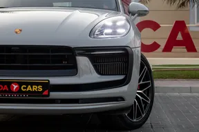 Porsche Macan S 2024