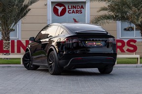 Tesla Model X 2024
