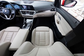 BMW 3 Series 330 2019