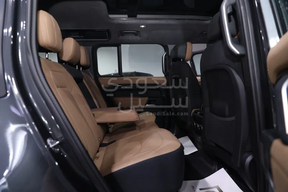 Land Rover Defender 110 2025