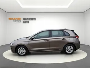 Hyundai i30 2022