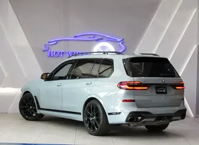 BMW X7 M60 2024