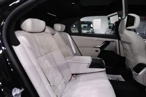 BMW 7 Series 735 2026