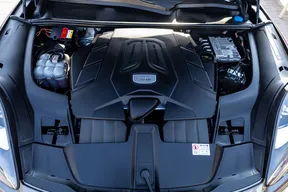 Porsche Cayenne 2023